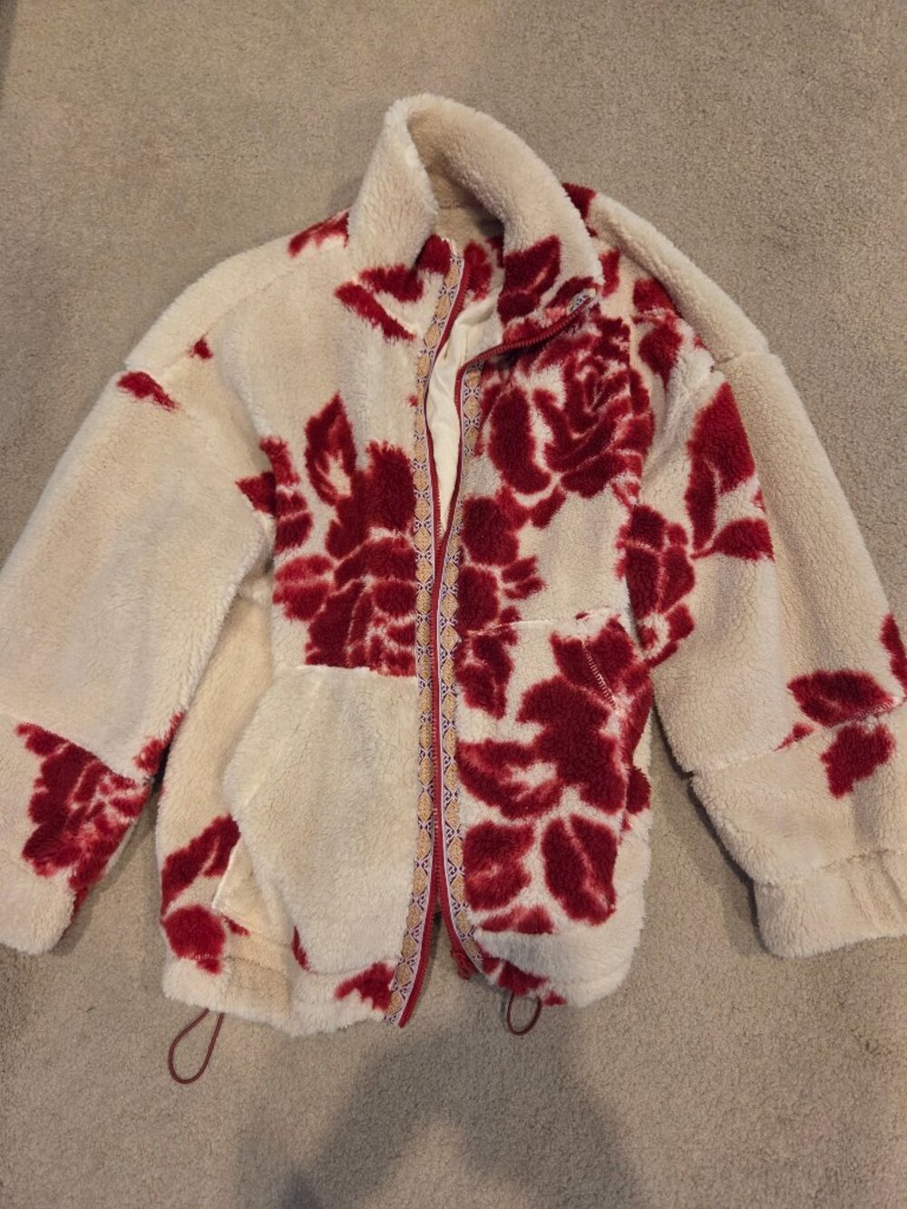 Urban Outfitters NWOT Red Rose Floral Print Cream Sherpa Sweater Jacket M